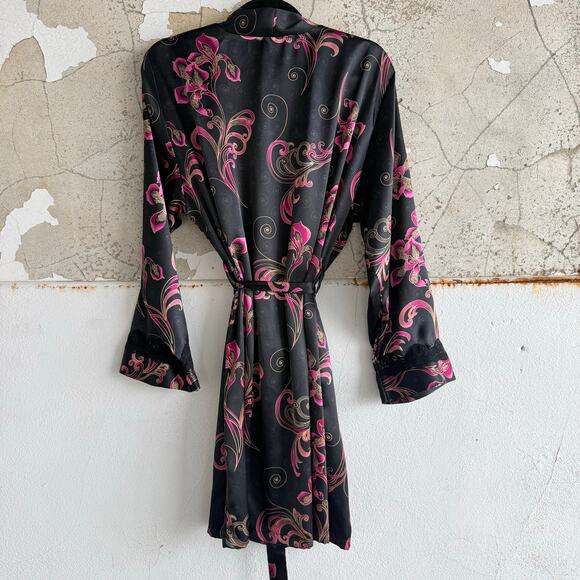 Vtg Delicates Satin Slip Dress + Robe Set Black Pink Baroque Lace Trim 2 Piece M - Picture 8 of 14